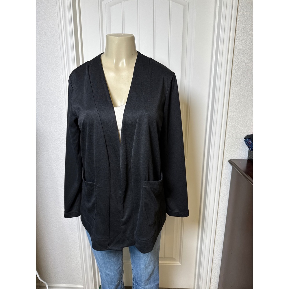 Annette NWT Black Career Top Size US 8 / L Made in Ukraine Minimalist, Office